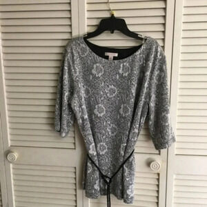 establish 1962 Ladies blouse size  XL